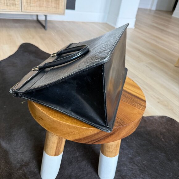 Louis Vuitton Riviera Bag - Picture 5 of 11